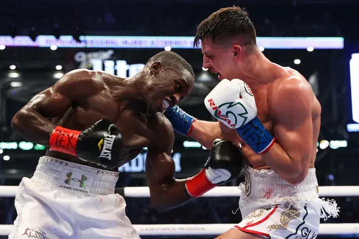 Cissokho Conway Fight