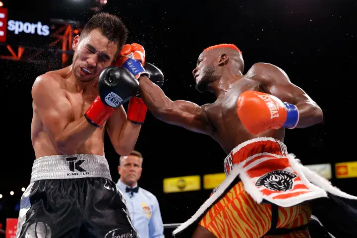 Colbert Nyambayar Fight