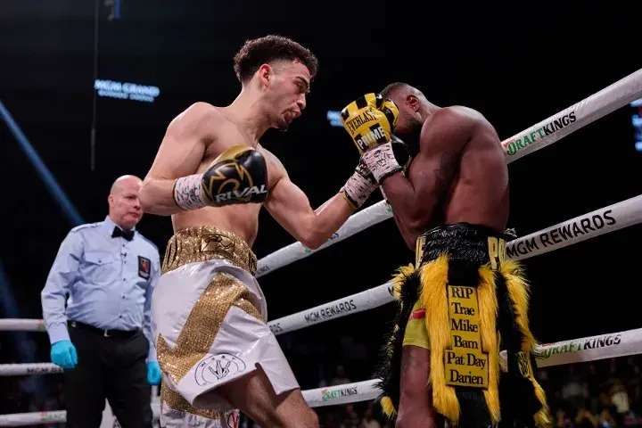 Colbert Valenzuela Fight