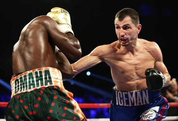 Crawford Postol Fight
