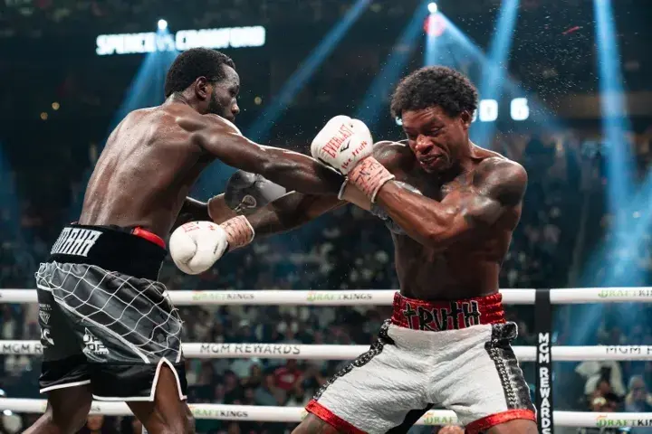 Terence Crawford defeated Errol Spence in the most significant fight of 2023