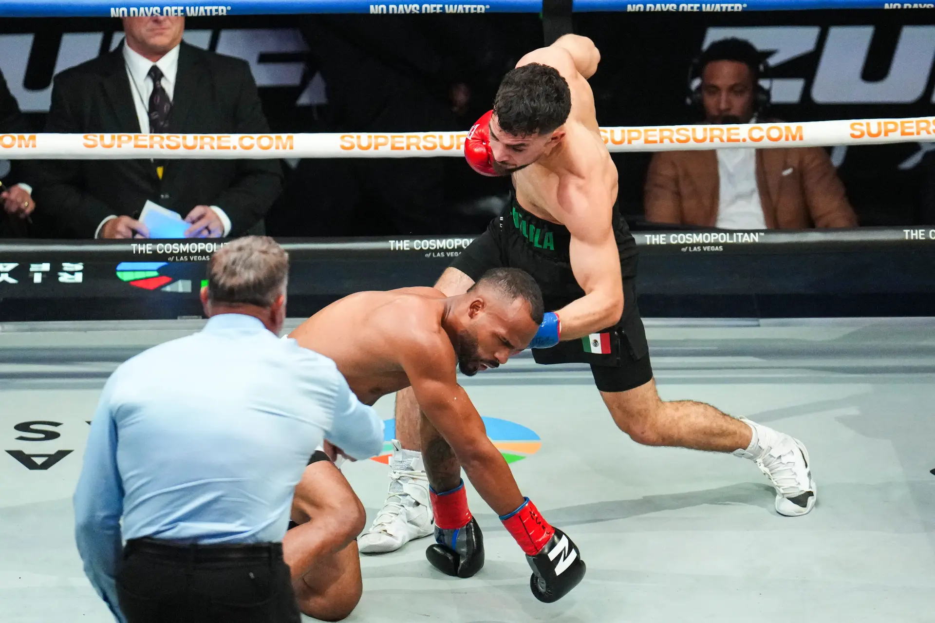 2026-06-28 - Zuffa Boxing 8 - Edwin De Los Santos vs Jose Valenzuela