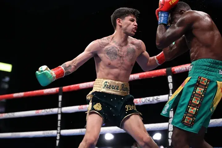 Garcia Tagoe Fight