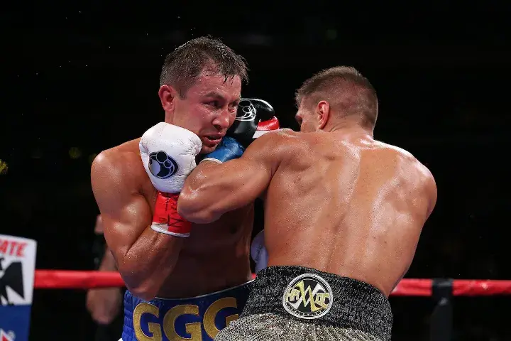 Golovkin Derevyanchenko Fight