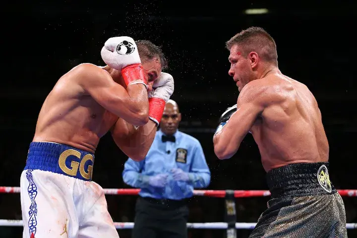 Golovkin Derevyanchenko Fight