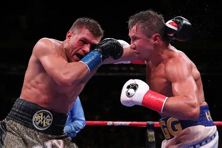 Golovkin Derevyanchenko Fight