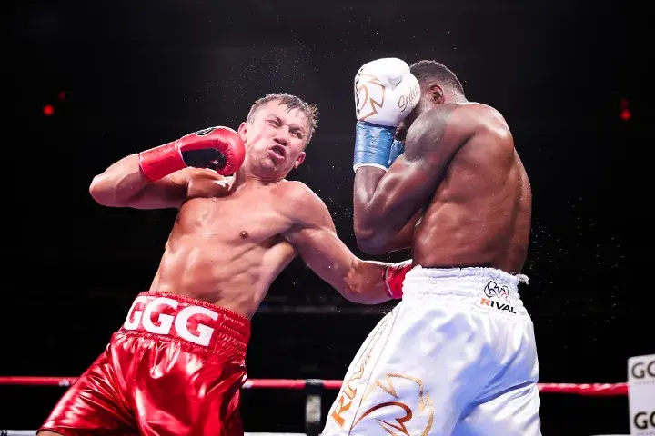 Golovkin Rolls Fight