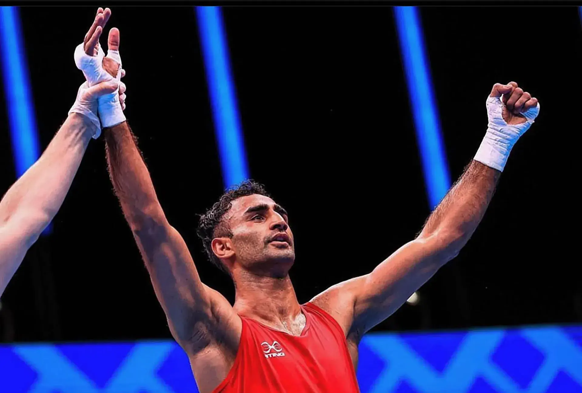 Harris Akbar celebrates European amateur championship