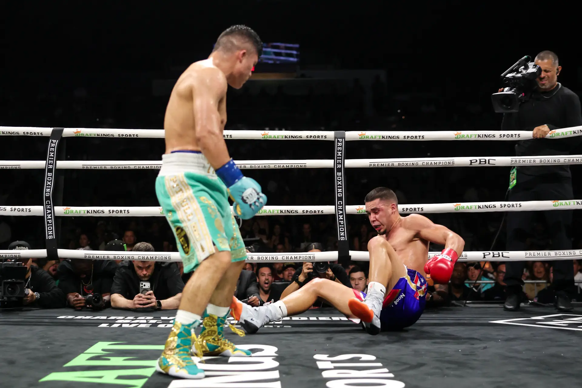 Isaac Cruz knocks out Nestor Bravo