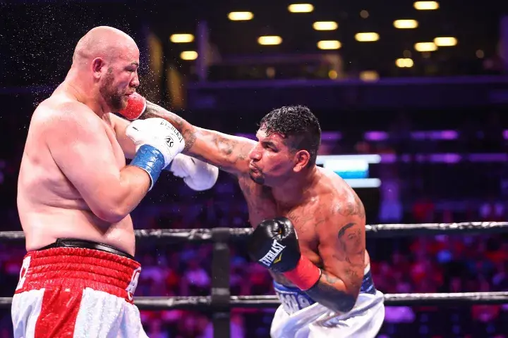 Kownacki Arreola Fight