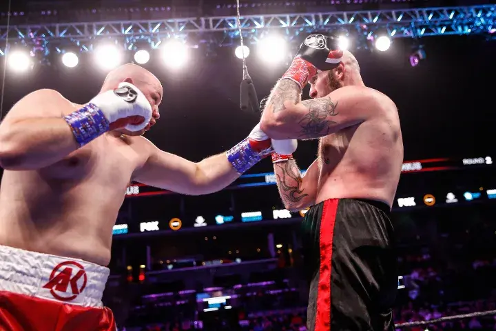 Kownacki Helenius Fight