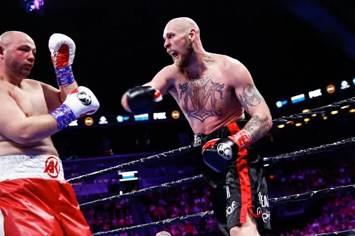 Kownacki Helenius Fight