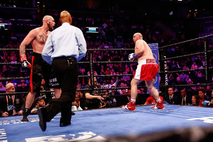 Kownacki Helenius Fight