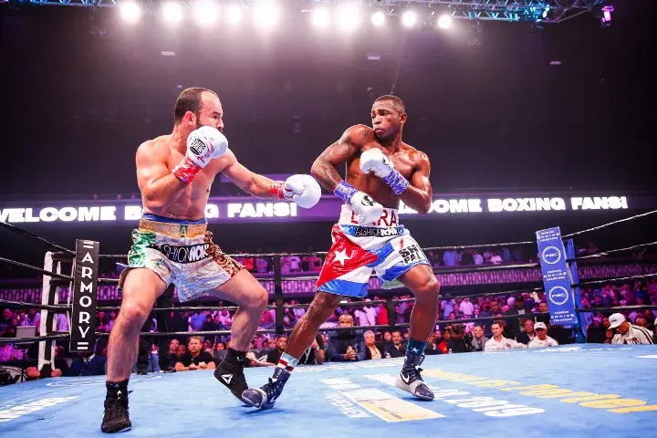 Lara Alvarez Fight