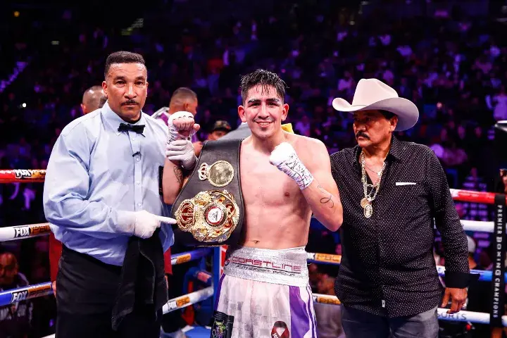 Leo Santa Cruz