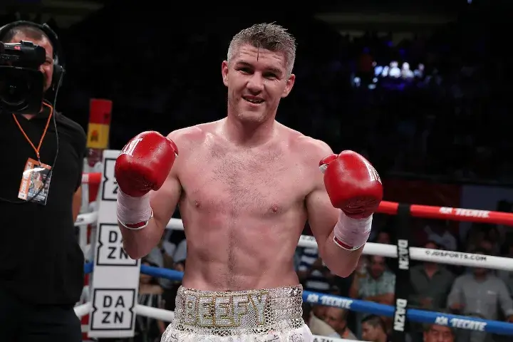 Liam Smith Lozano Fight