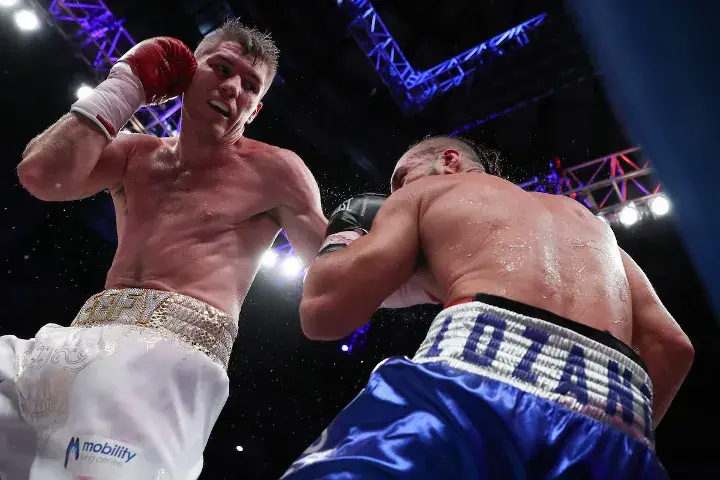 Liam Smith Lozano Fight