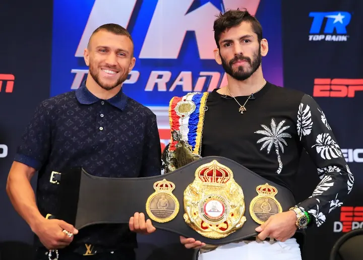Lomachenko Linares