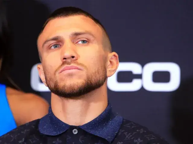 Lomachenko Linares