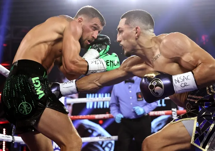 Lopez Lomachenko Fight