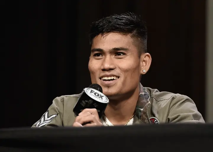 Mark Magsayo