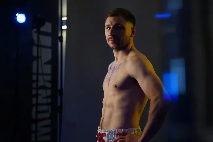 Maxi Hughes is a former British lightweight champion