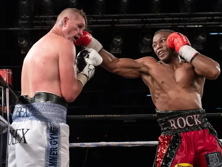 Mchunu Oosthuizen