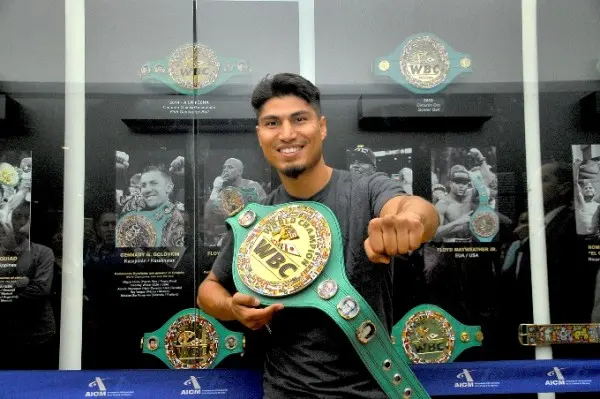 Mikey Garcia