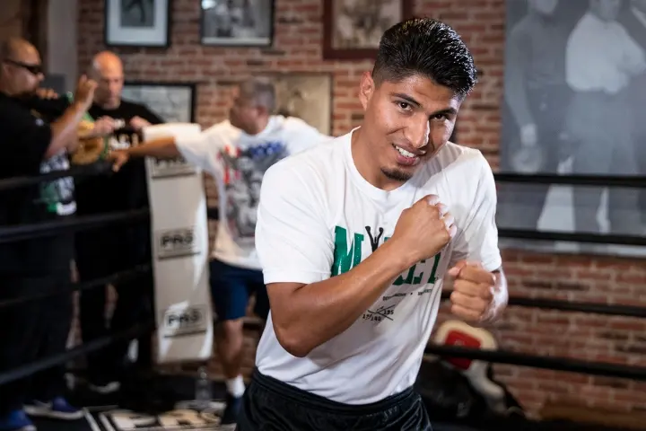 Mikey Garcia