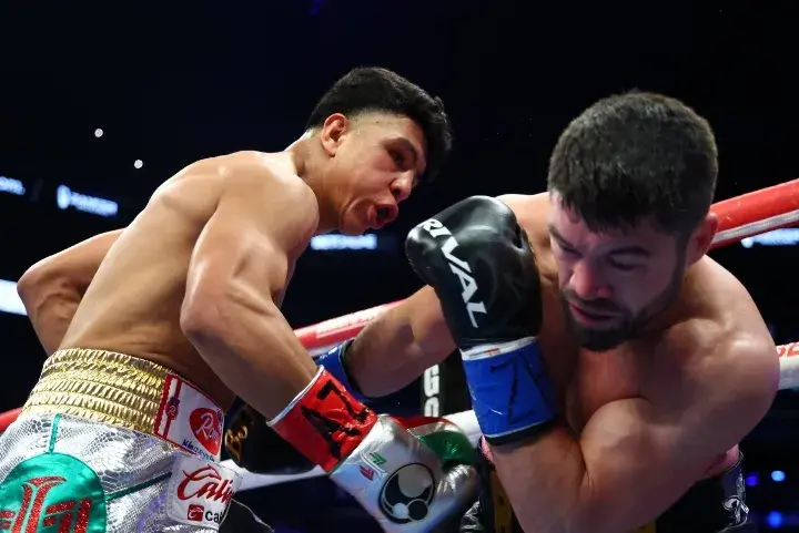 Munguia Ryder Fight