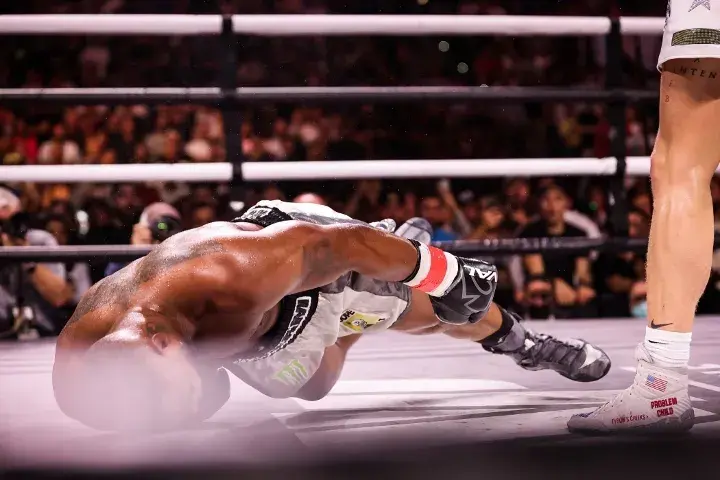 Paul Woodley Rematch