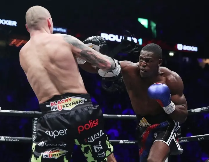 Riakporhe Glowacki Fight