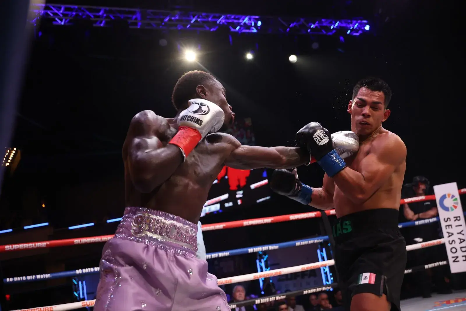 Richardson Hitchins-Ricardo Salas, July 26, 2026 at Zuffa Boxing 09