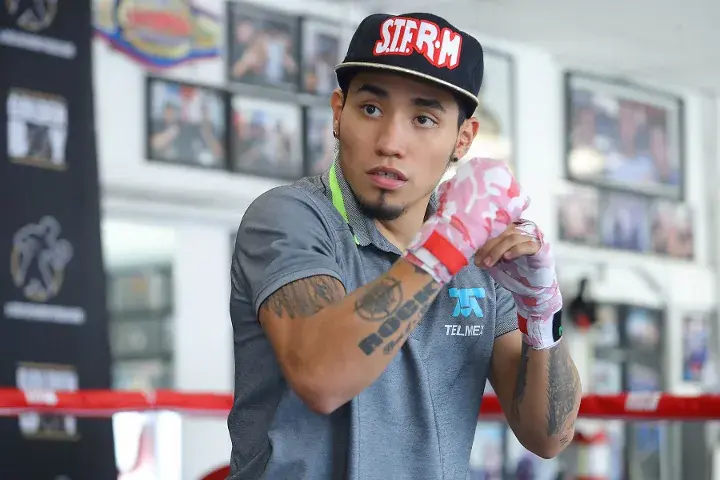 Junior lightweight title challenger Eduardo "Rocky" Hernandez