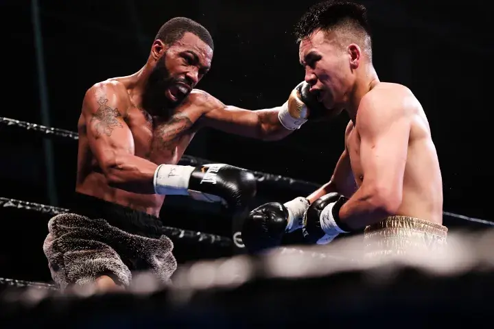 Russell Nyambayar Fight