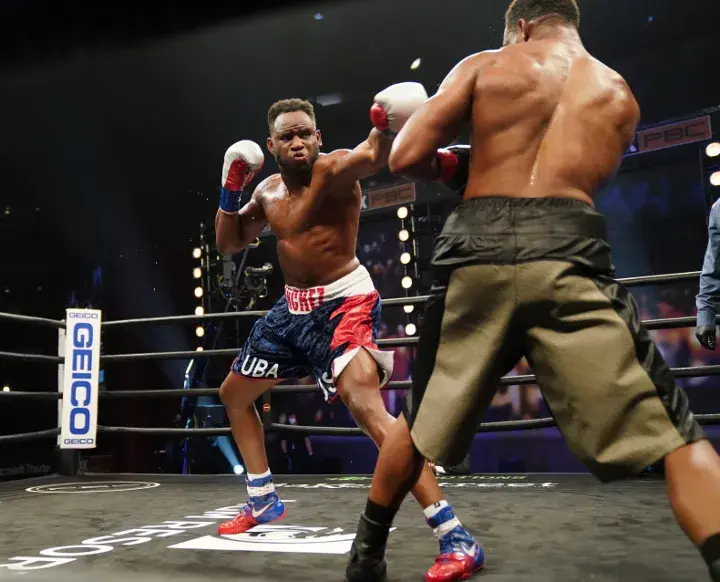 Sanchez Howard Fight