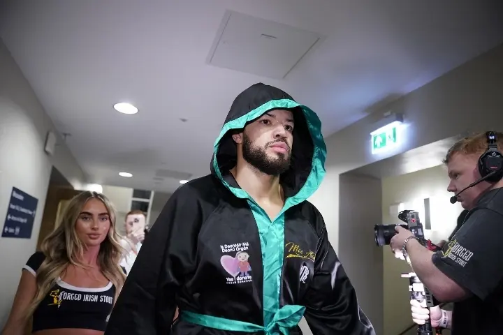 Tommy McCarthy and Colm Murphy pick up wins on ProBox TV in Belfast