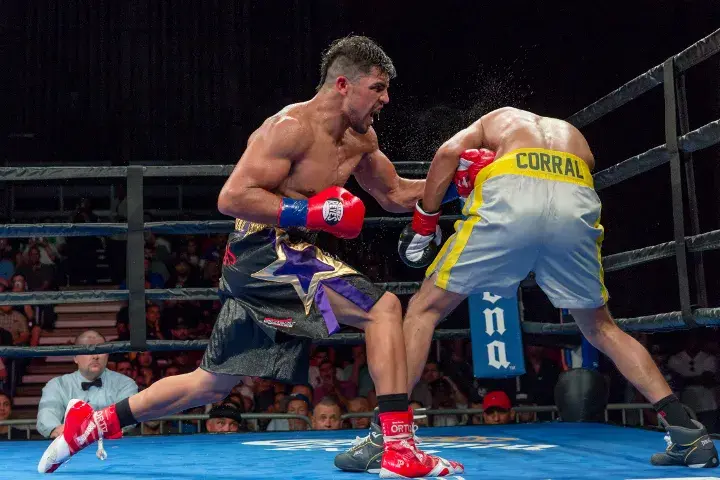 Victor Ortiz Corral Fight