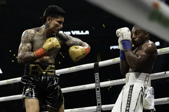 Villa Ellis Fight Hafey