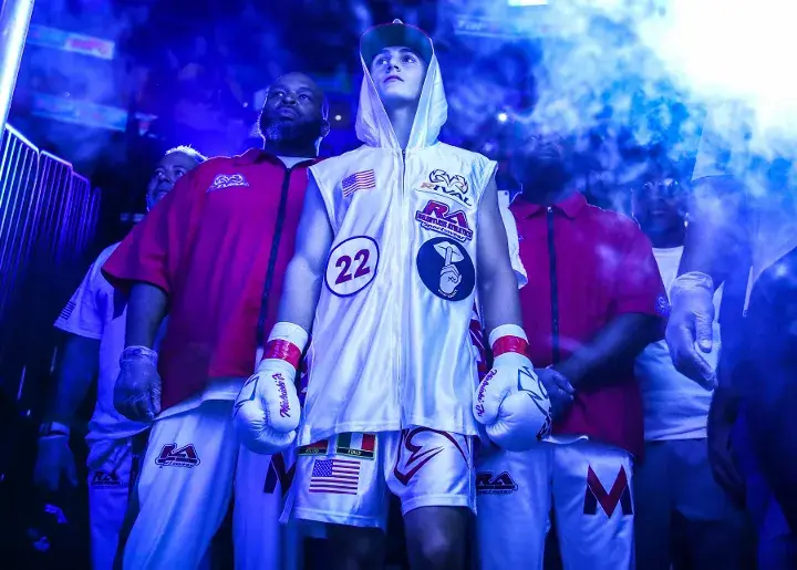 Vito Mielnicki Pro Debut