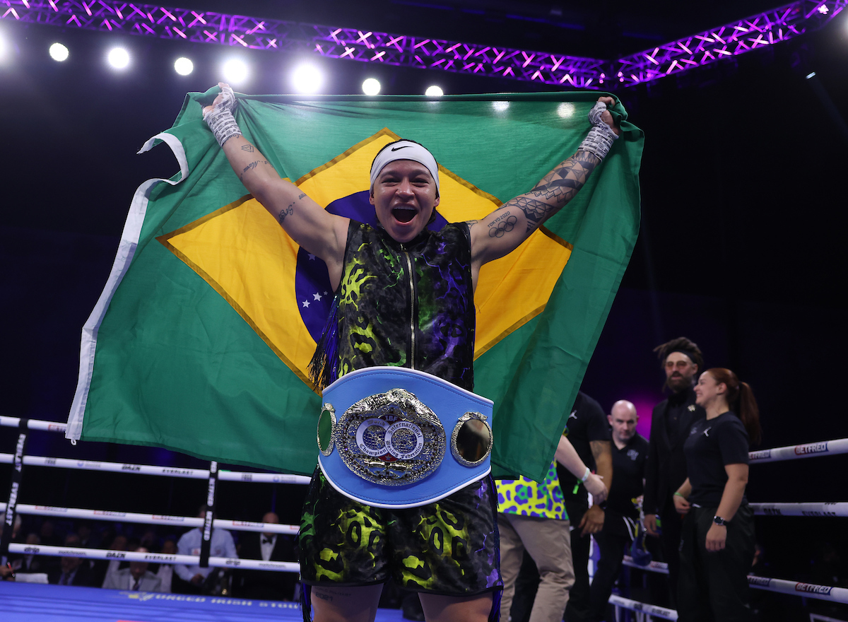 Beatriz Ferreira Moves To 5 0 As A Pro Guarantees Olympic Gold In beatriz-ferreira-moves-to-5-0-as-a-pro-guarantees-olympic-gold-in