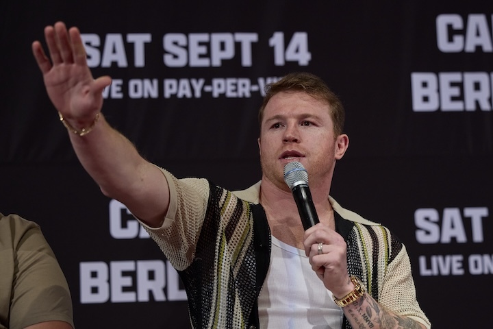 'Face of boxing' responds to 'afraid' Canelo Alvarez