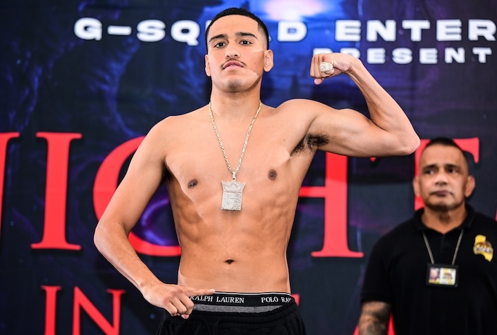 Gabriel Flores Jr extends his win streak to four