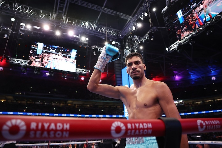 Hamzah Sheeraz says he’s ready for anyone at 160 pounds