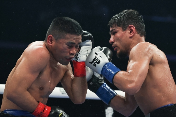 akhmadaliev-tapales-fight (27)