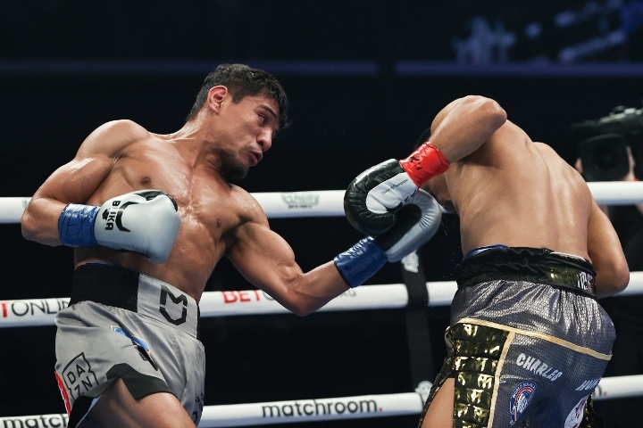 akhmadaliev-tapales-fight (7)