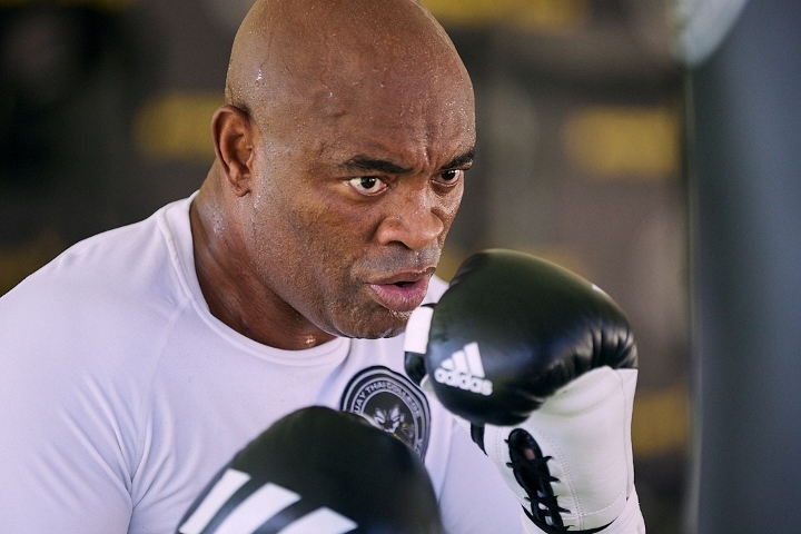 Anderson Silva Thought His Career Was Over, Intends to Fulfill 10-Fight  Contract