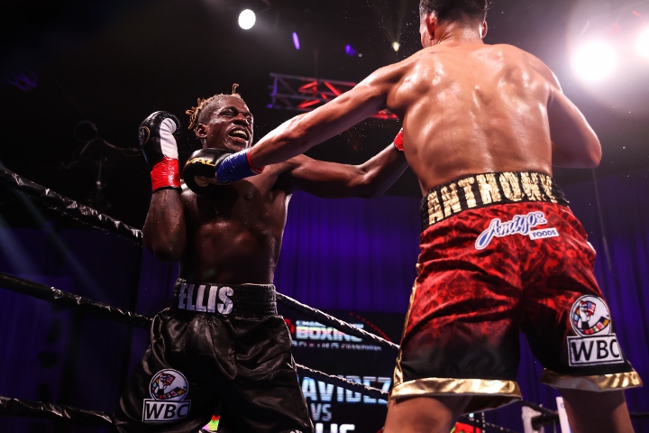 benavidez-ellis-fight (33)