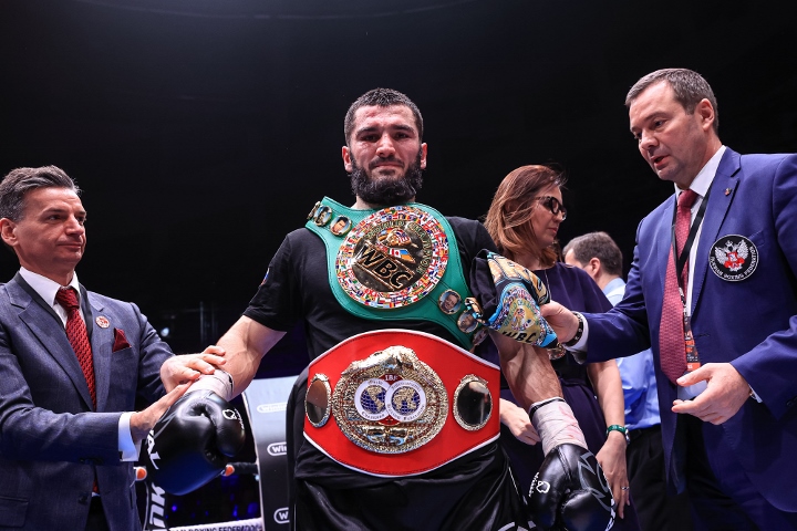 beterbiev-deines-fight%20(34).jpg