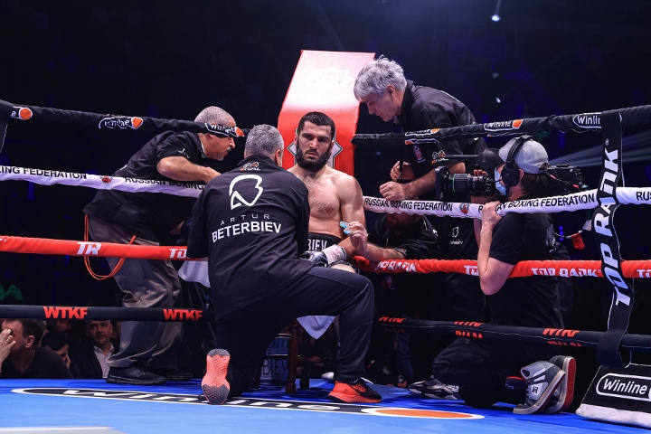 beterbiev-deines-fight (9)